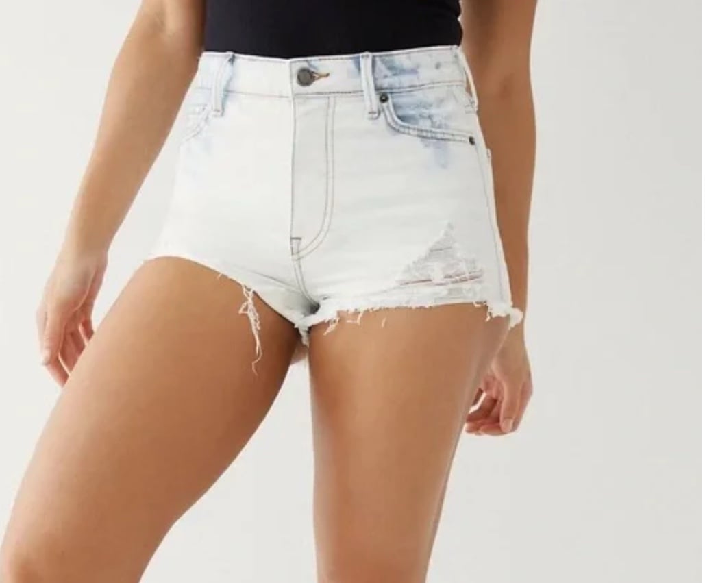 True Religion Caia White Wash Ultra High Rise Frayhem Shorts NWT