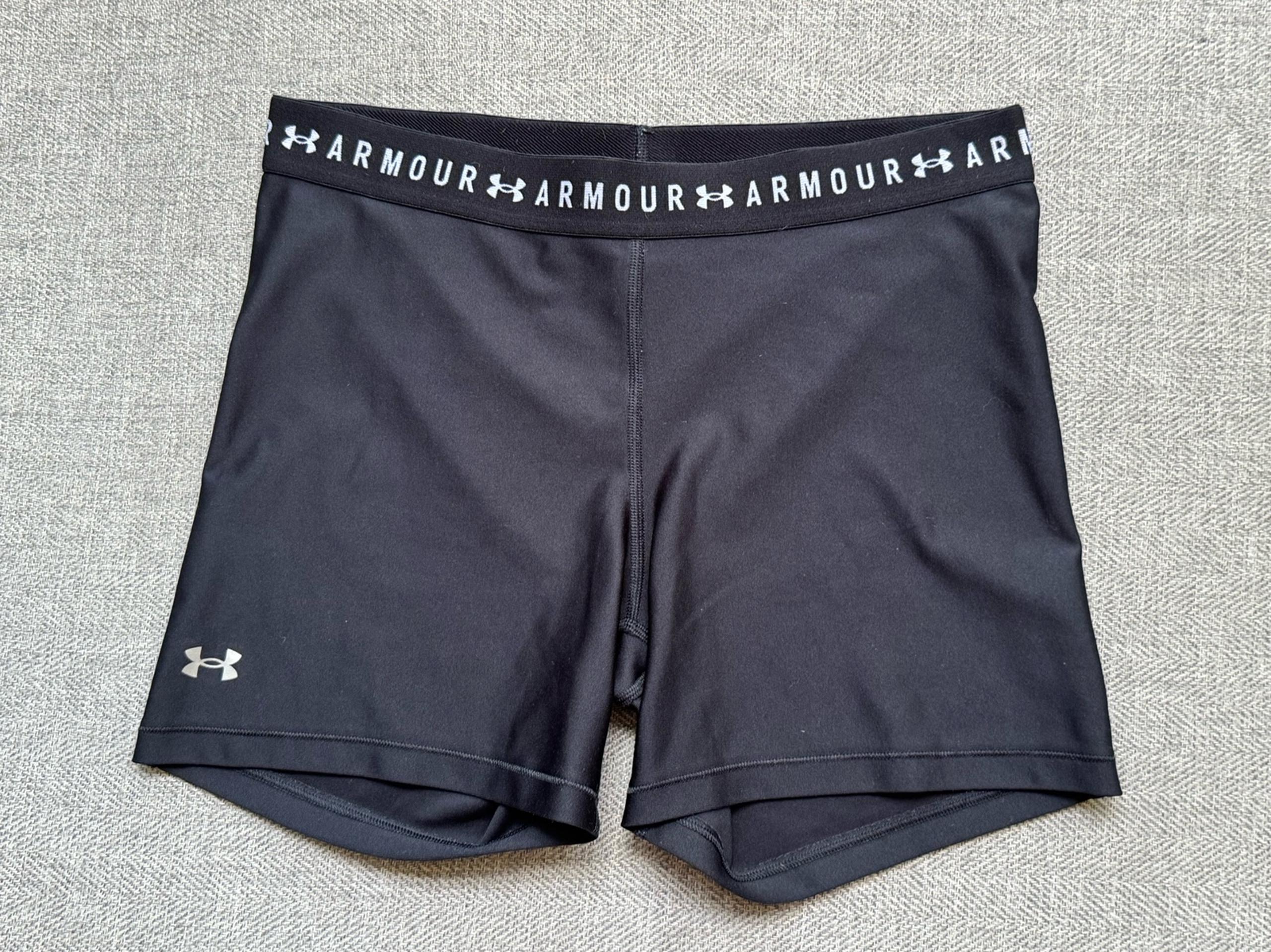 Under Armour Women’s Large Black Spandex Shorts