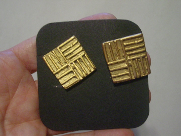 Alva Museum Ashanti Geometric Pattern Clip Earrings