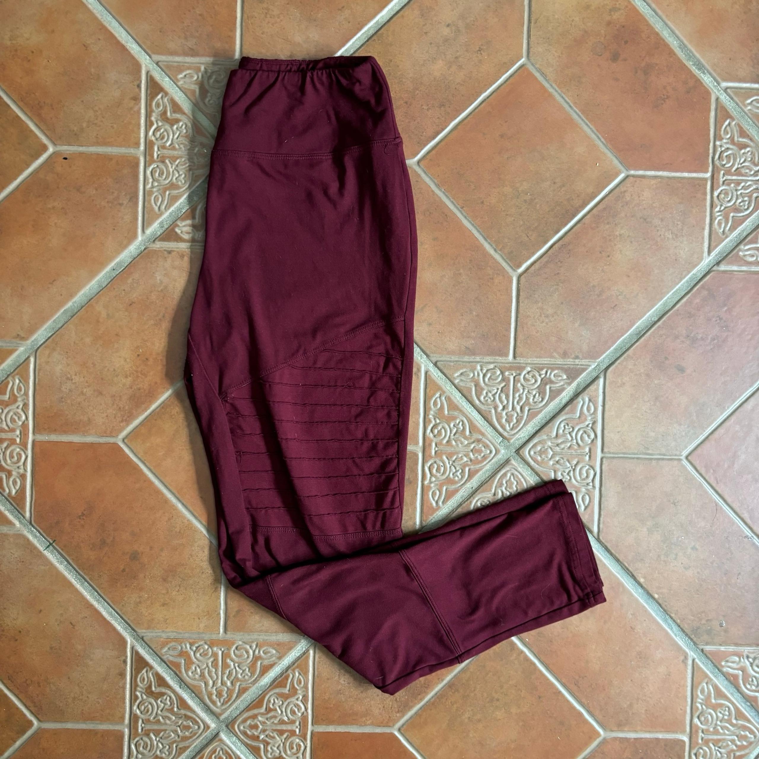 Pink Rose Solid Maroon Ribbed Leg Soft Leggings Womens Size Medium