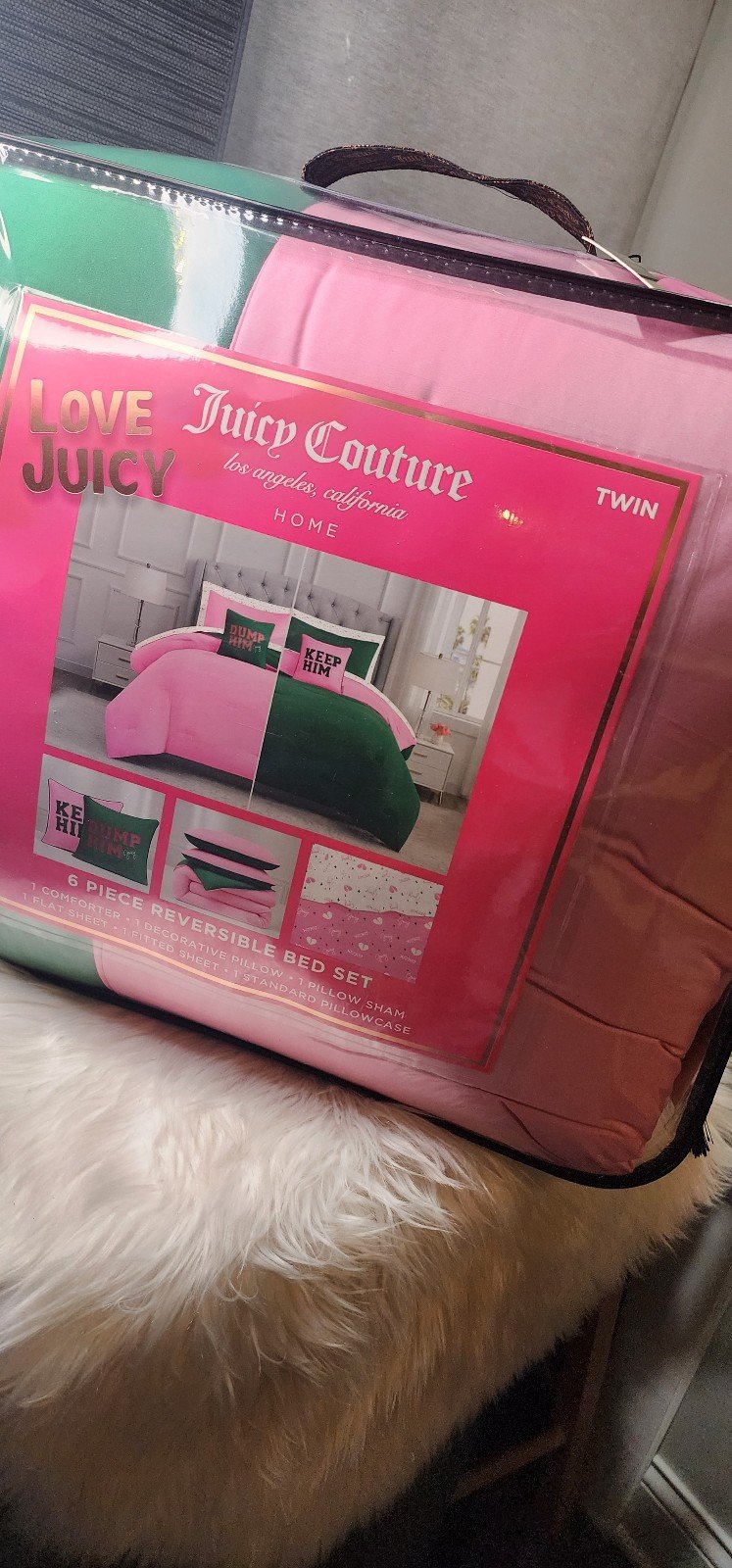 Juicy Couture 6 PIECE REVERSIBLE BED SET new