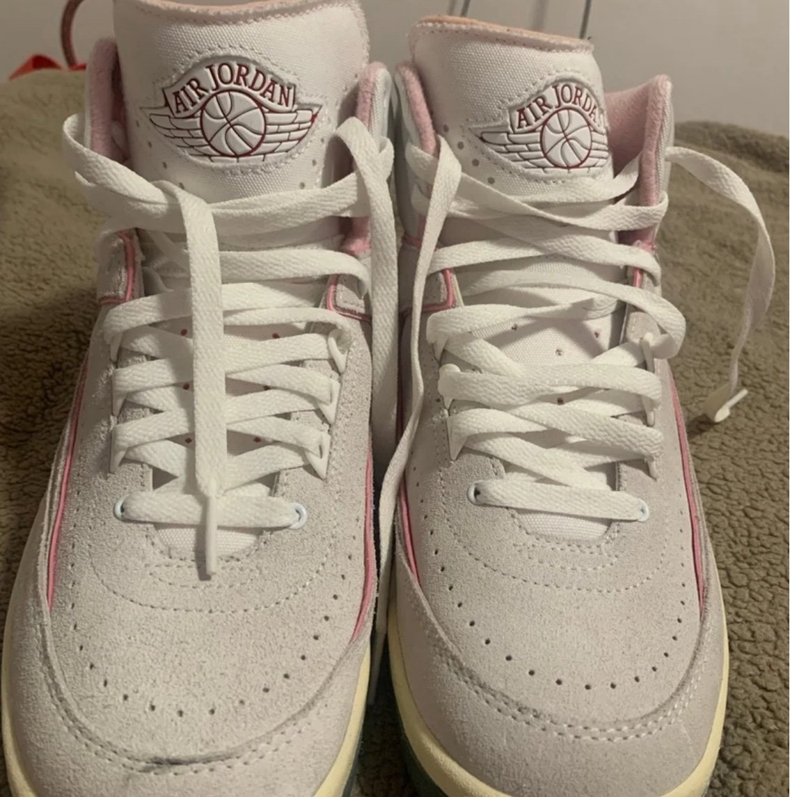 Women’s Size 9- Air Jordan 2 Retro Soft Pink Men’s Size 7.5 (NO NIKE BOX)