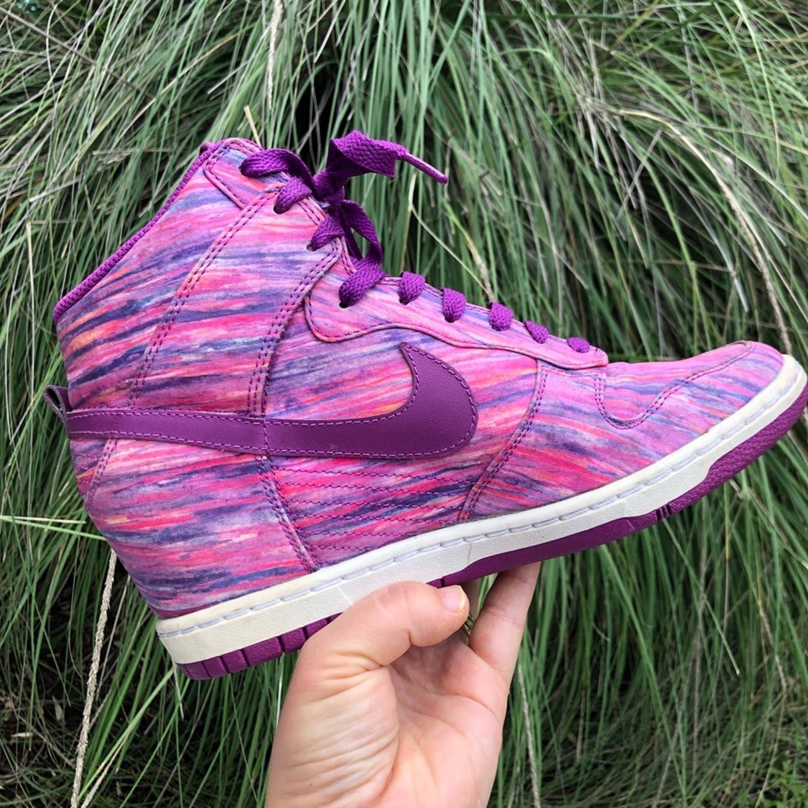 nike wedge heel