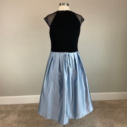 Item photo preview #4
