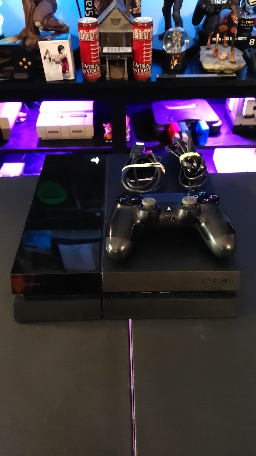 Sony PlayStation 4 - PS4 Original Edition 500GB Black Console ( For parts )
