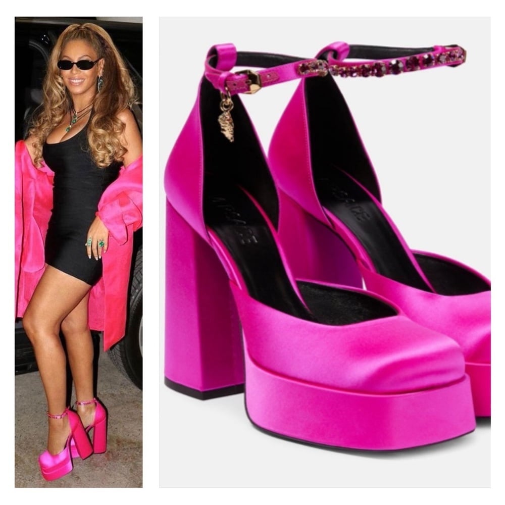 Size 7 Versace Women's Size 37 Medium (US 7) Mary Jane Medusa Aevitas Versace i