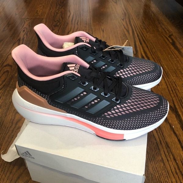 ADIDAS Womens EQ21 Grey and Pink Running Shoes Sz 9