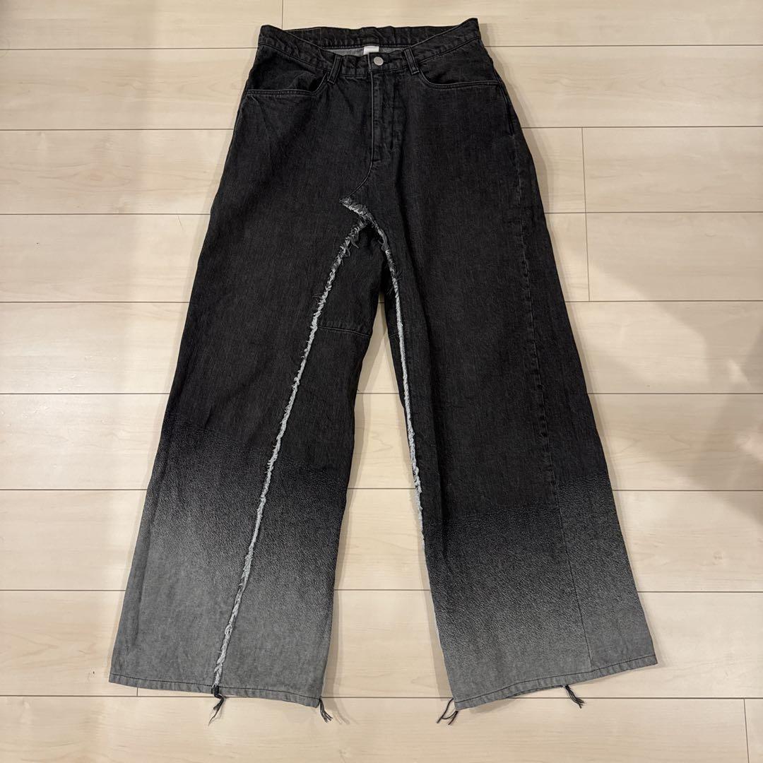 VEIN Wide Black Denim