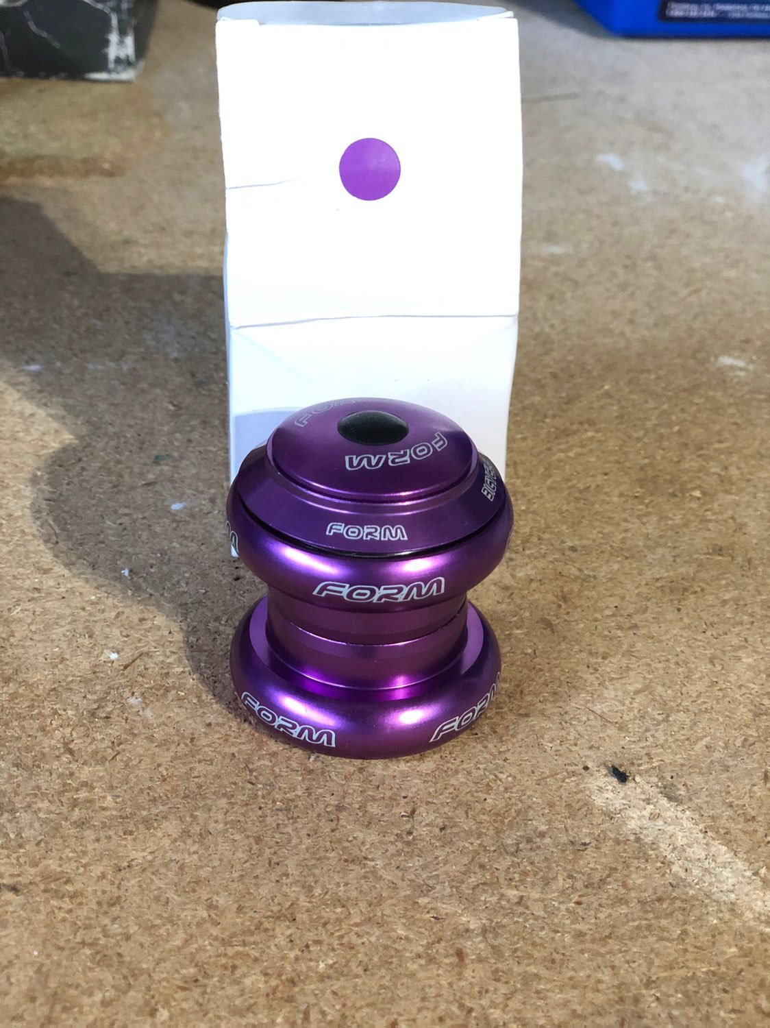 BMX headset. Brand: Form