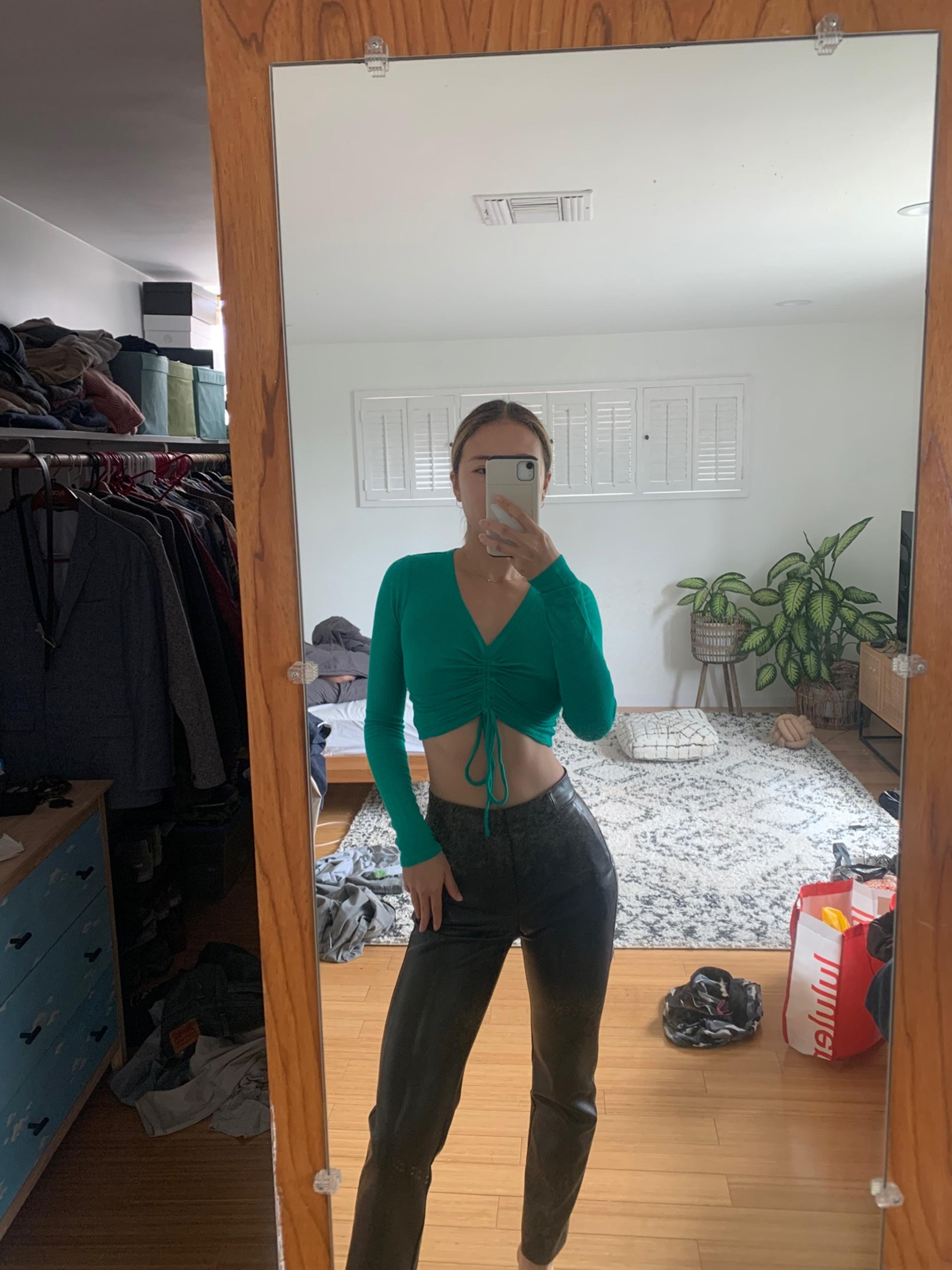New Alo Ribbed top
