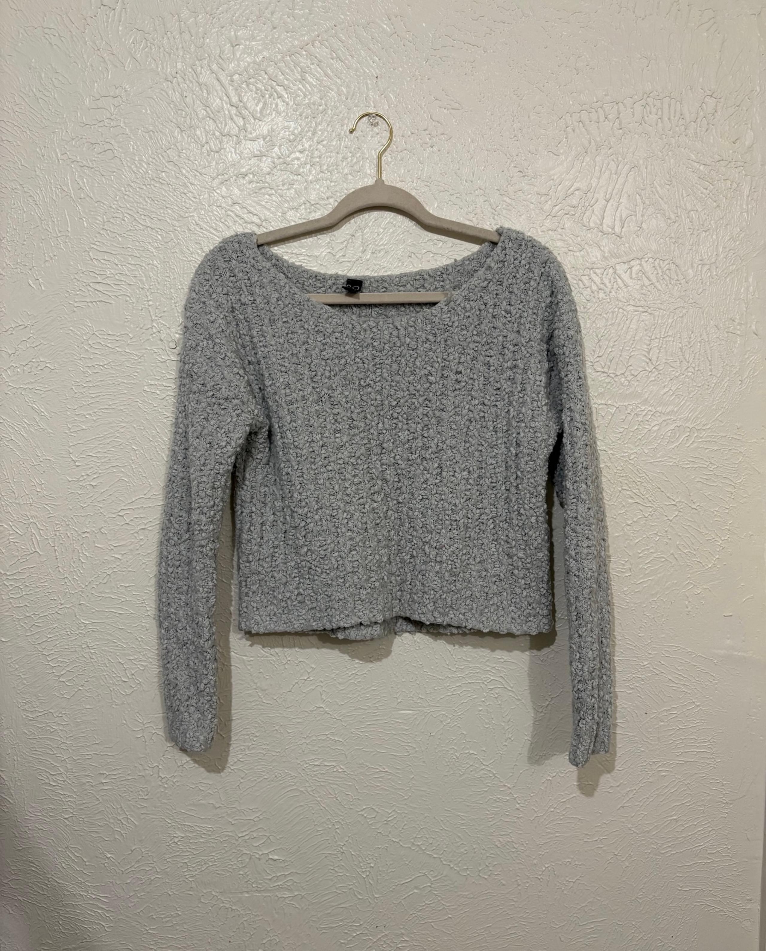 Windsor gray crew neck Sweater with textured knit