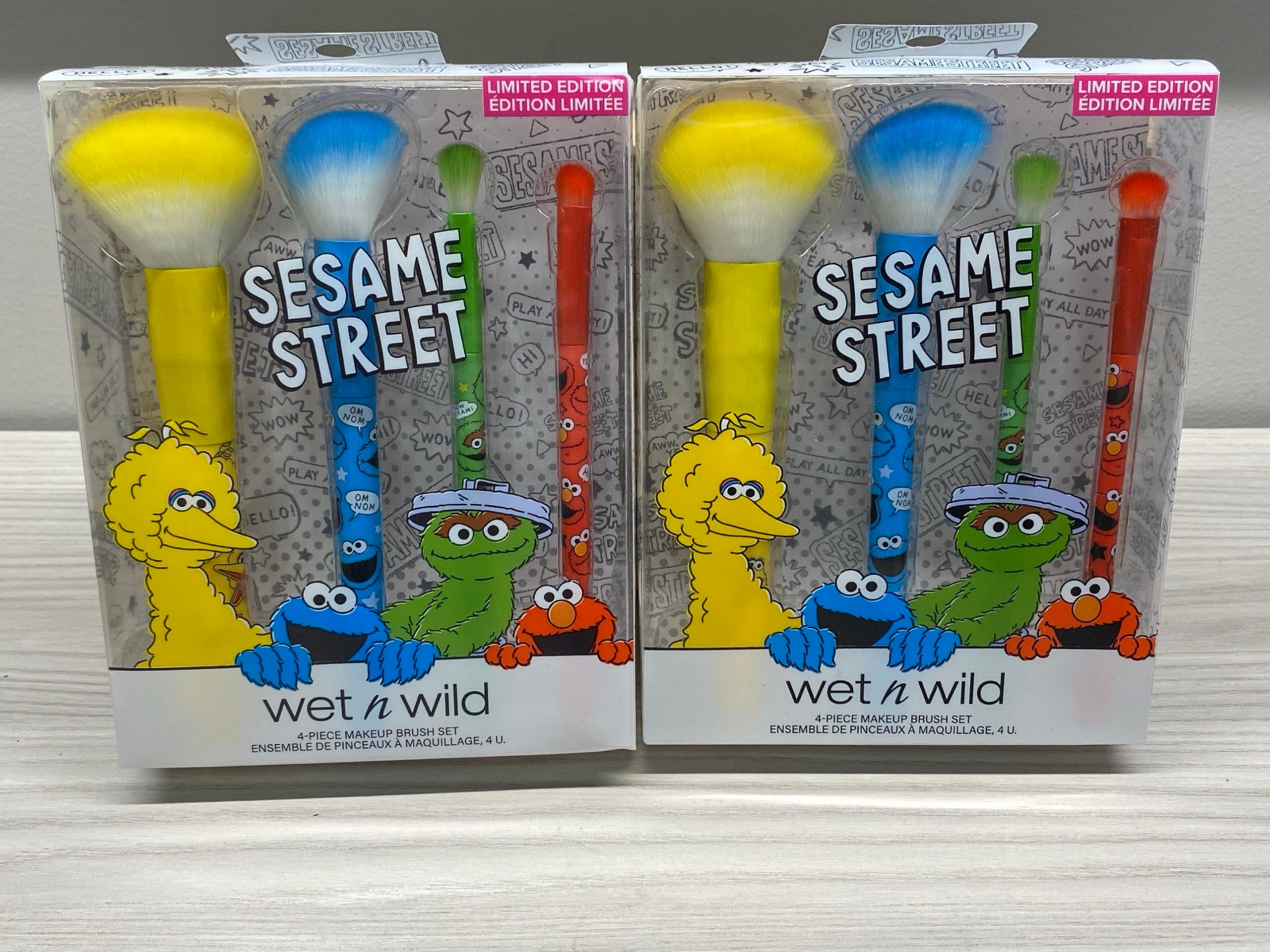 Sesame Street Wet & Wild 4-Piece Ultra Soft Vegan Makeup Brush Set (Bundle)