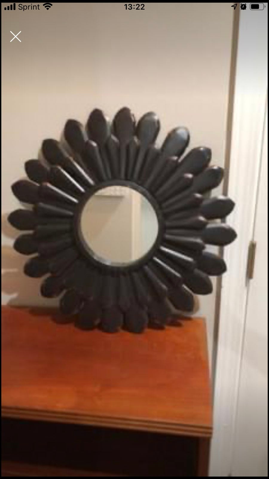Round mirror