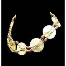 Genuine Gold Lip Seashell & Beaded 16 Choker Necklace