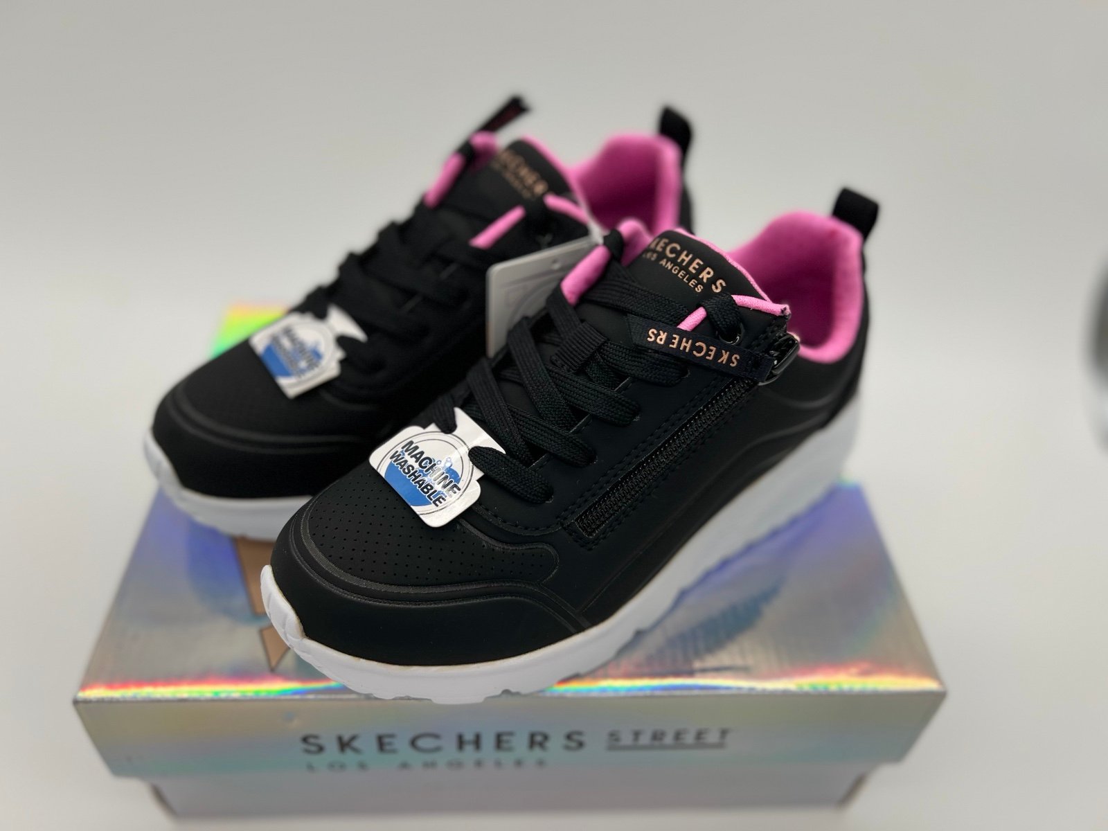 Skechers UNO LITE-EASY ZIP Sneaker, Black/Rose Gold, 2.5 US Unisex little kid