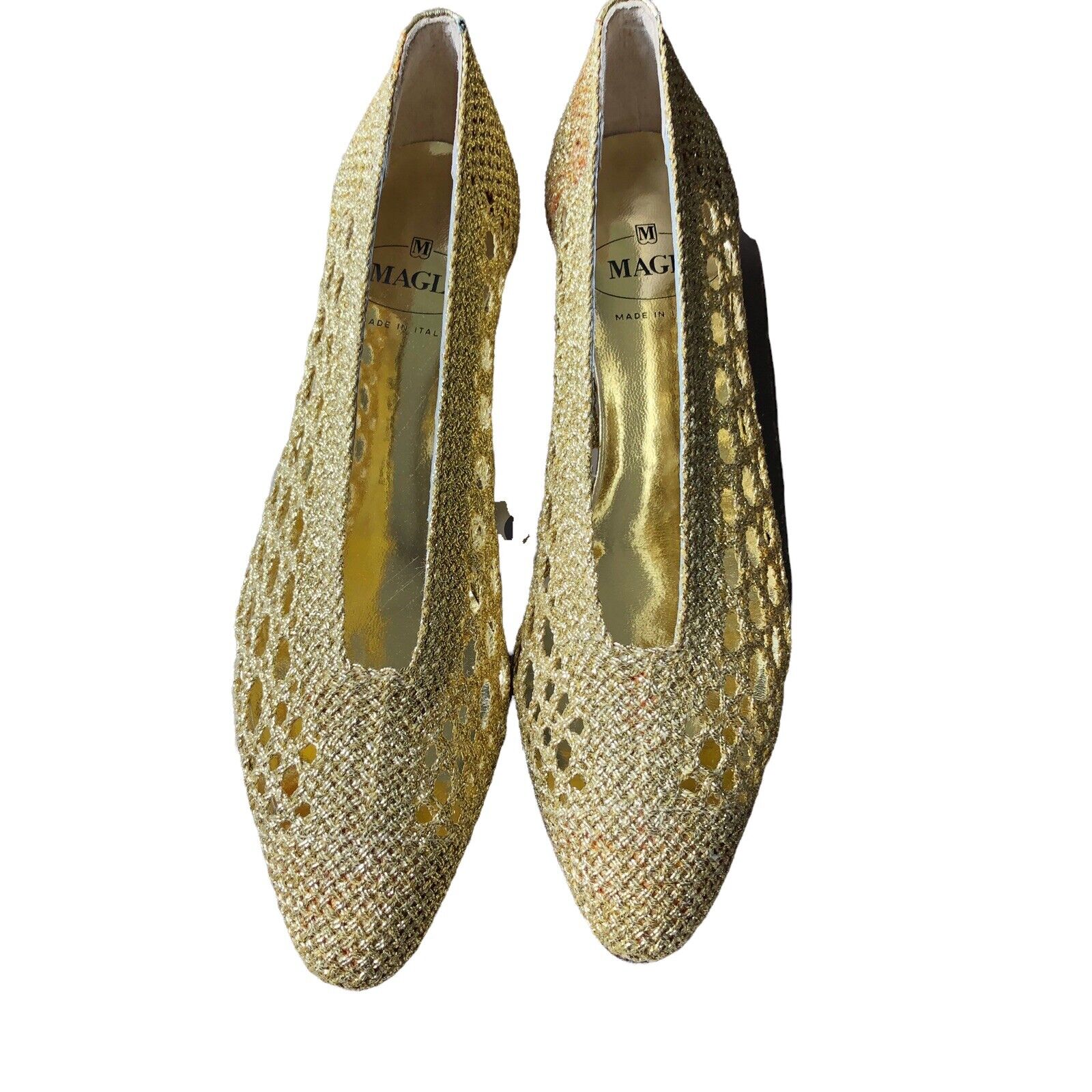 Vintage New In Box Bruno Magli Made in Italy Women’s ANDROS Gold Pumps 6.5 AA