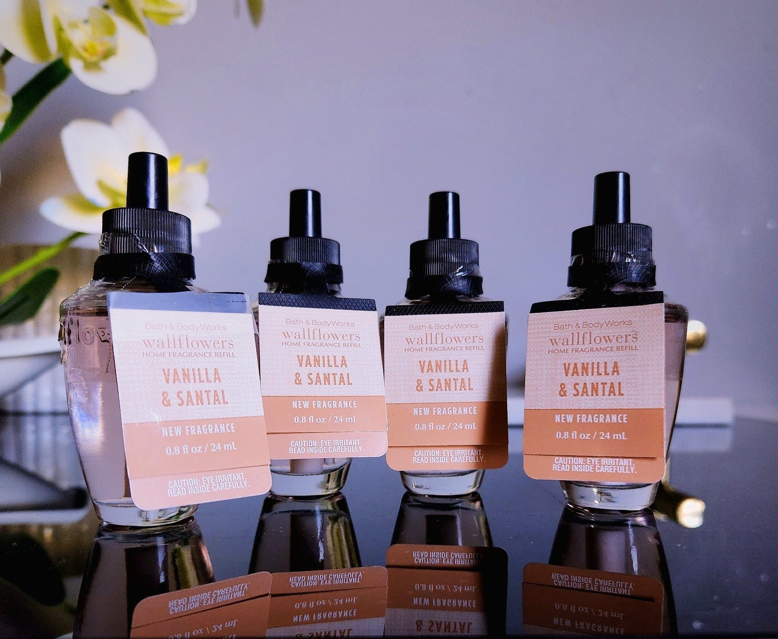 4 Discontinued Bath & body works vanilla & santal wallflower refills. Le Labo 33