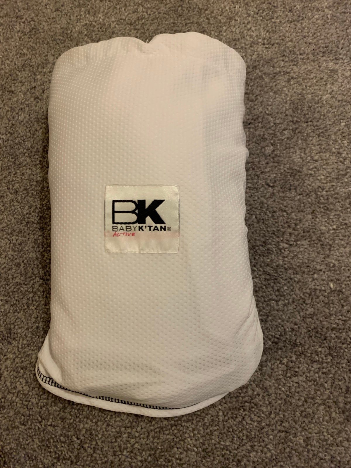 NWOT baby ktan active medium