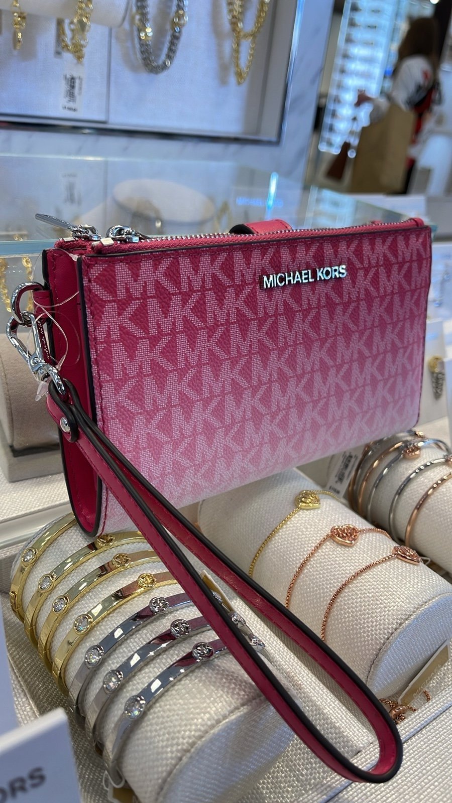 MICHAEL KORS Jet Set Large Ombré Logo Double-Zip Wristlet-Wallet-Phone Case Hol
