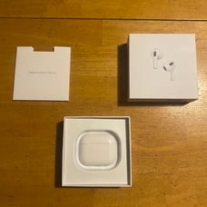 Apple AirPods (3rd Generation)