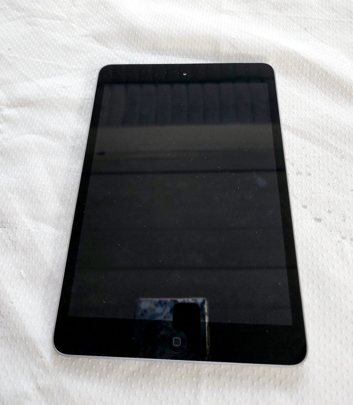 Apple iPad mini 2 A1490, 16GB, Wi-Fi + 4G, 7.9\