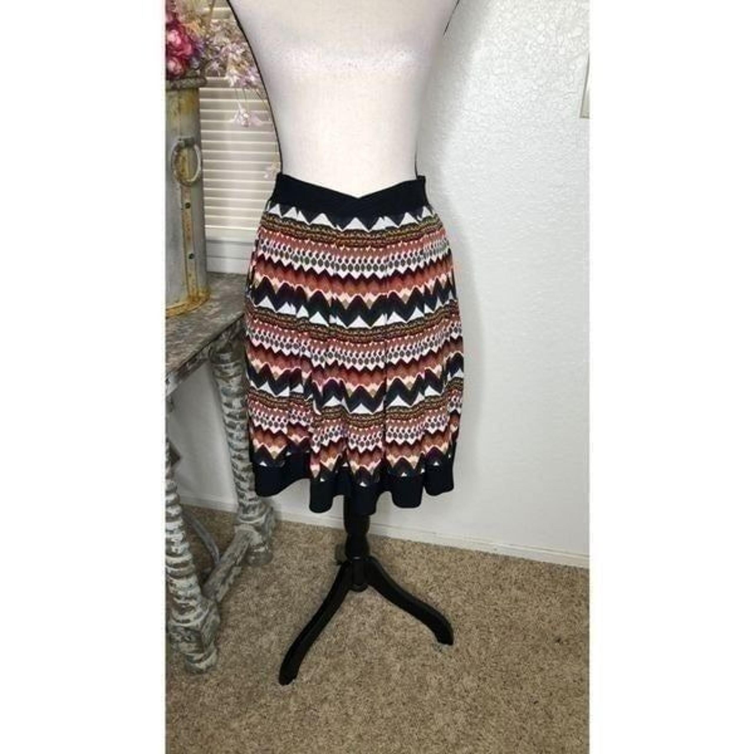 Anthropologie fei Aztec Style Print Full Skirt