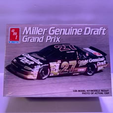 AMT ERTL 1:25 Model Kit - Miller Genuine Draft - Grand Prix - NASCAR - SEALED