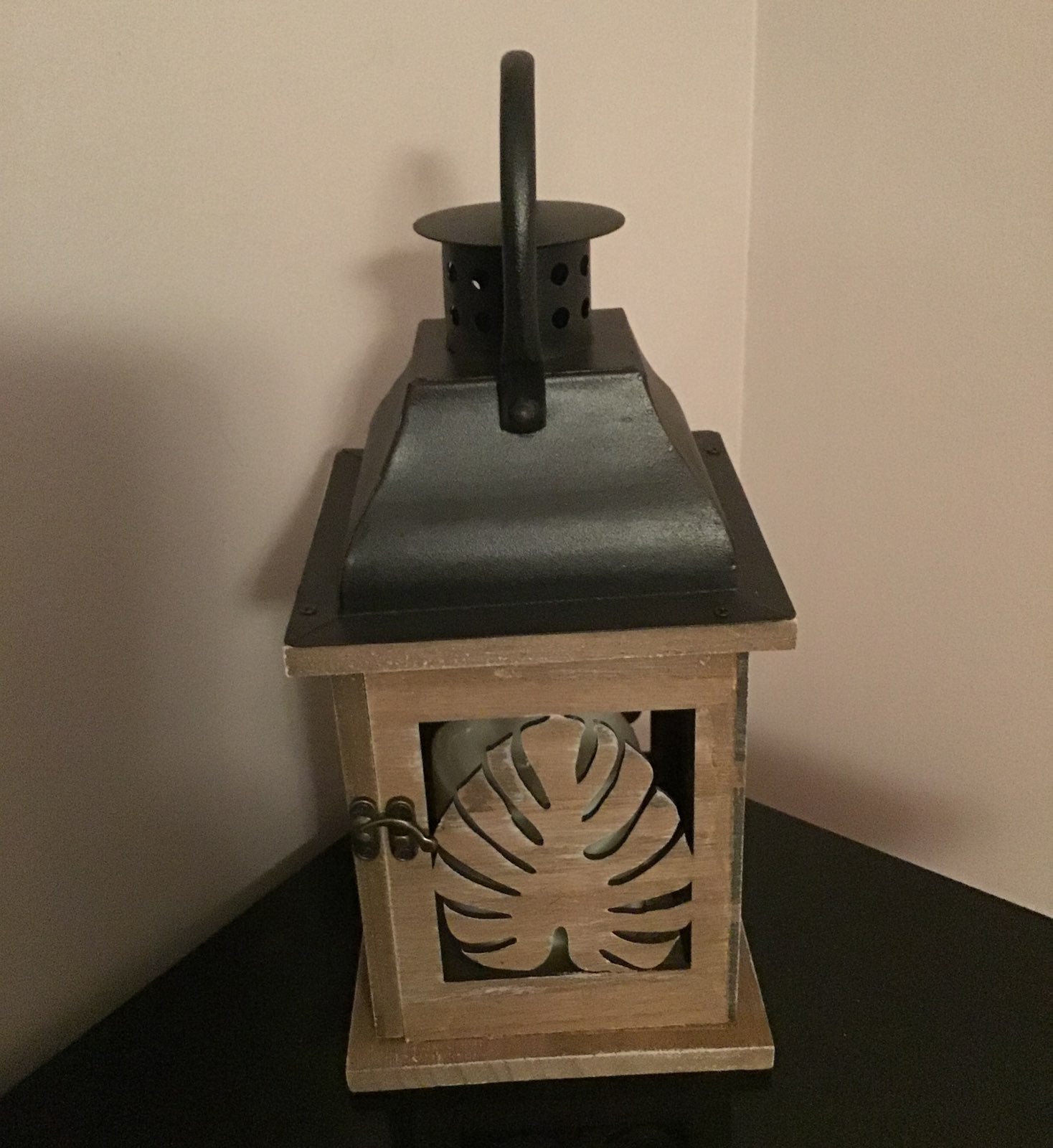 TROPICAL LED LANTERN
