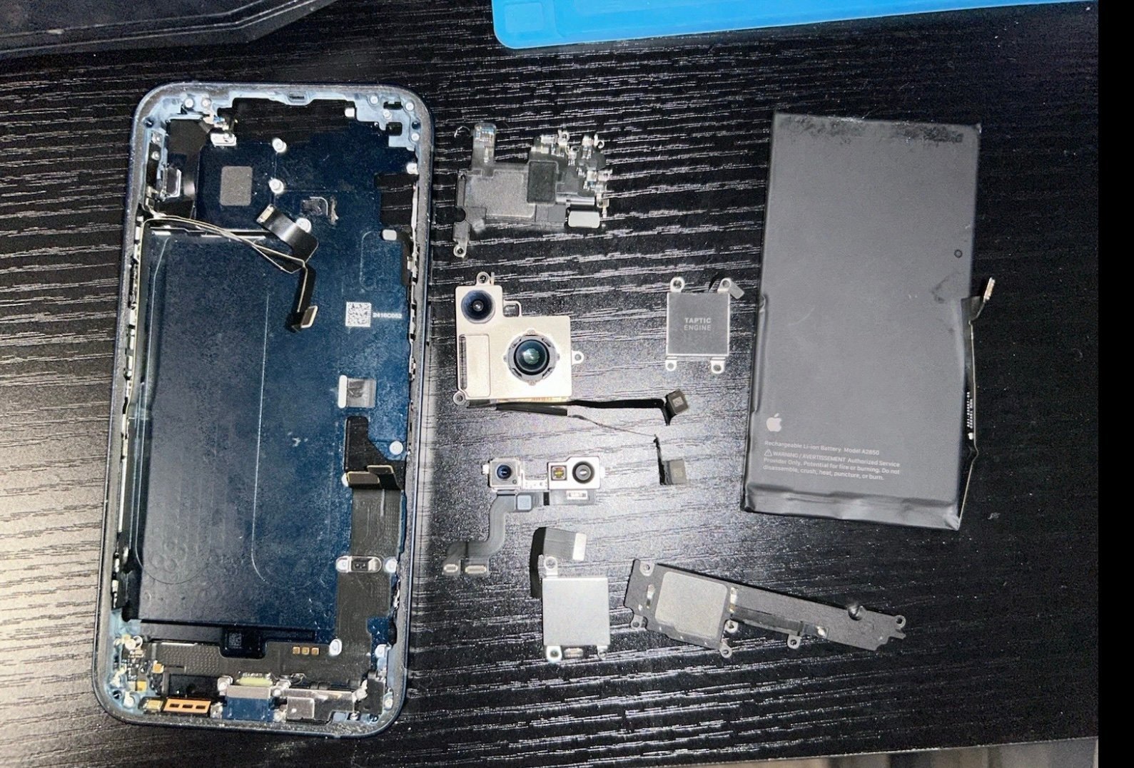 iPhone 14 Plus Housing Replacement Small Parts, Both Cams/Everything no logic