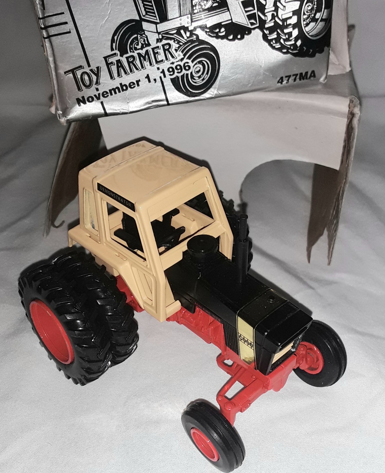 ERTL Case Agri King 1170 Collectors Edition 1/43 Scale