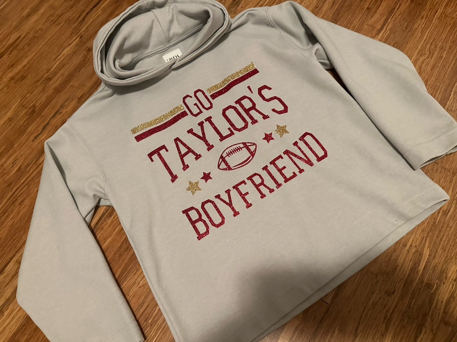 NWOT Taylor Swift sweatshirt size 9/10