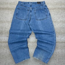 Vintage Silver Tab Levis Jeans Made in USA Loose Baggy Fit Medium Wash Denim 90s