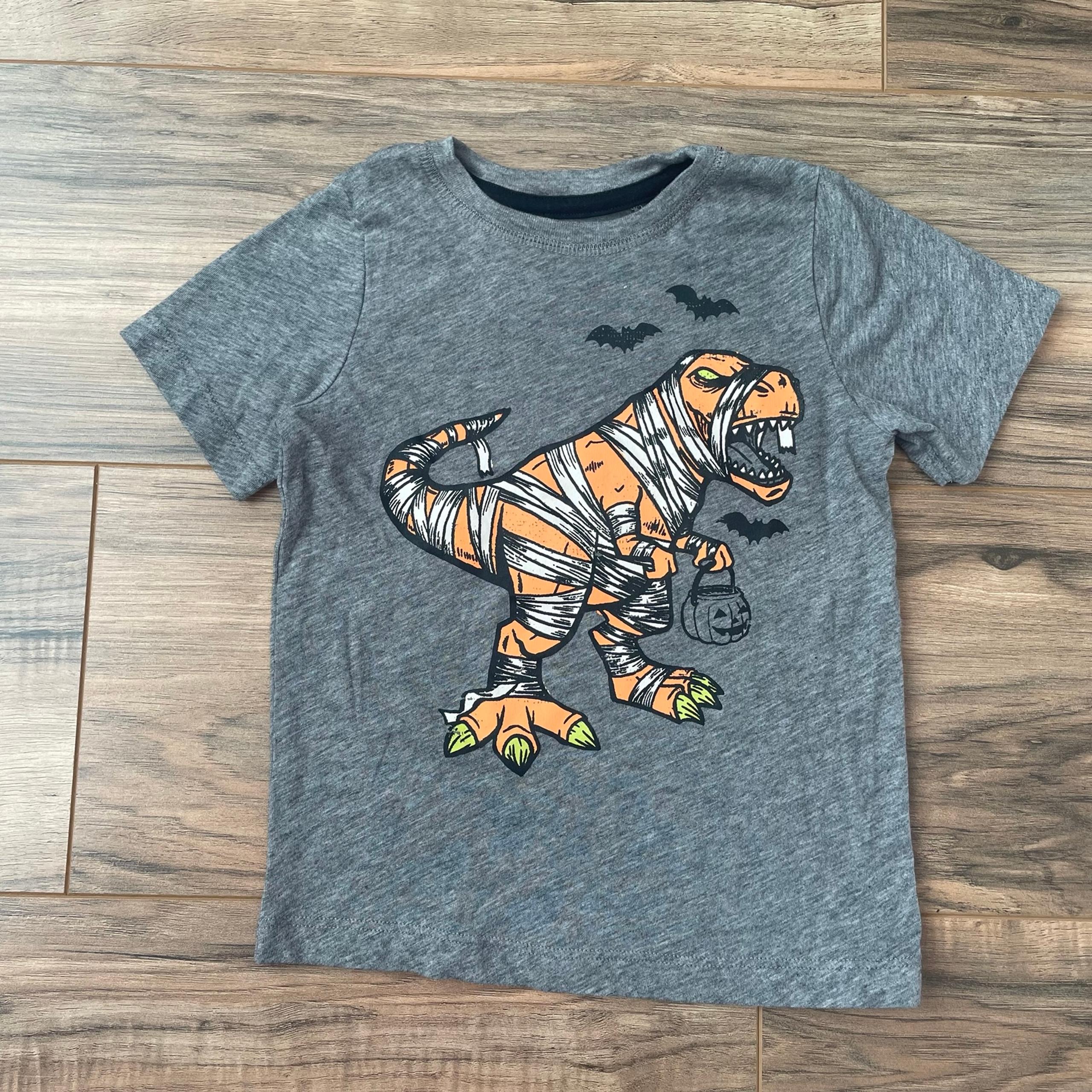 3T City Streets mummy T-Rex shirt