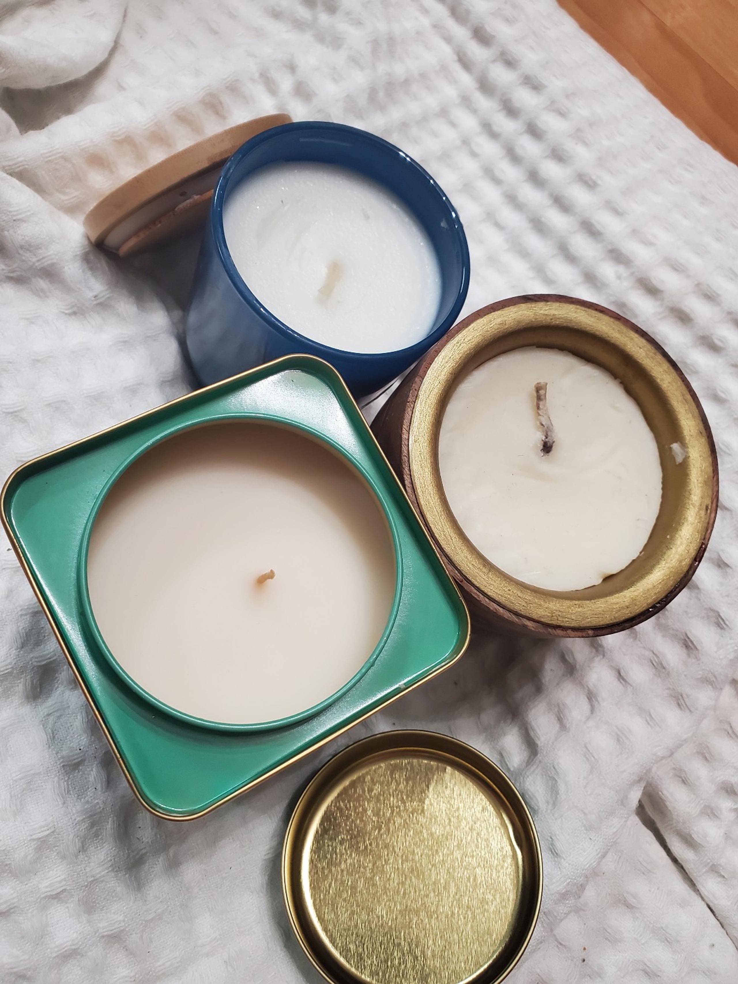 Candles white tea lotus
