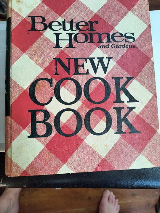 Better Homes & Garden Cookbook