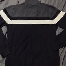 An Incredible wool blend minimalist turtleneck. Like new