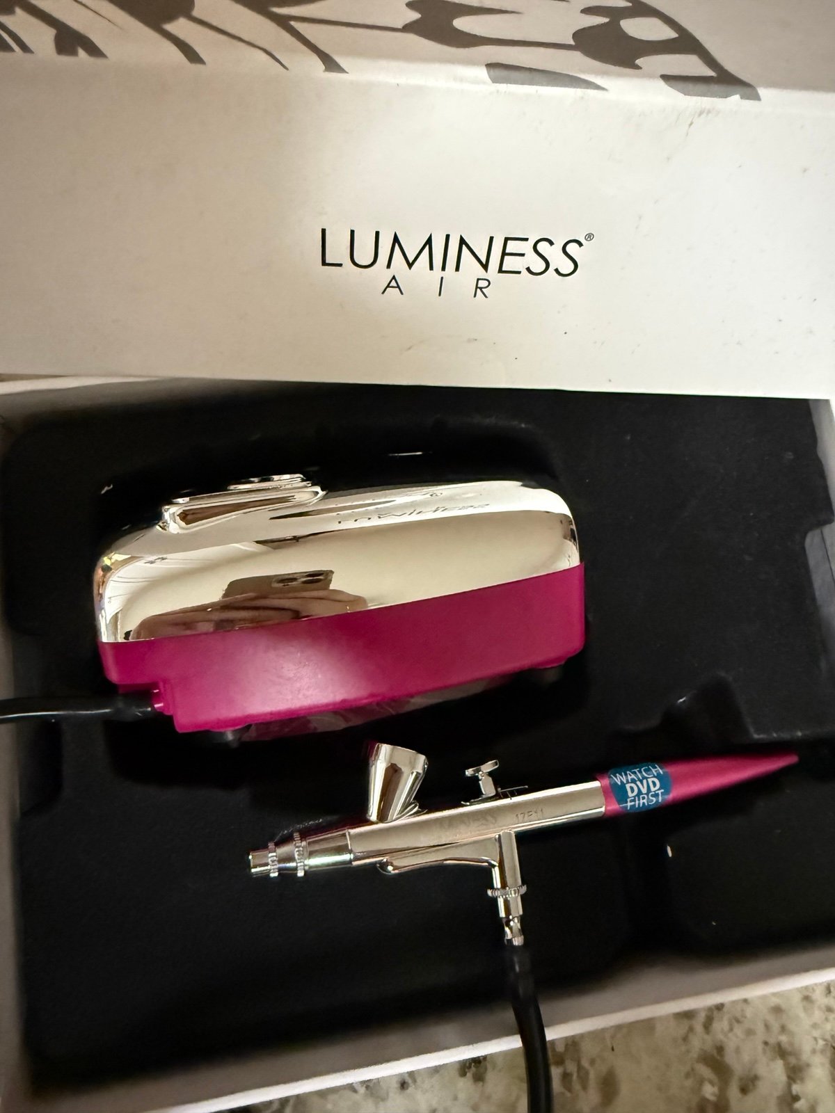Luminess air hot pink airbrush makeup system new