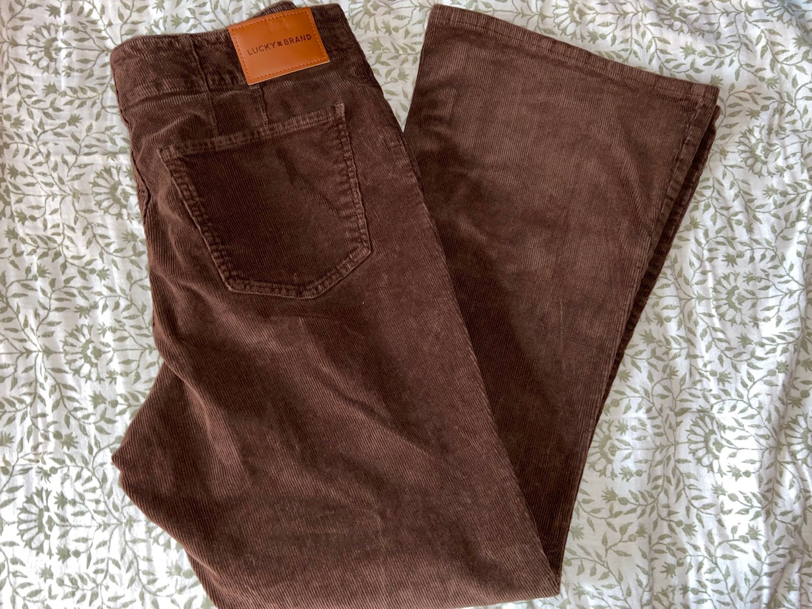 Lucky Brand Women’s 14 High Rise Flare Brown Corduroy Pants