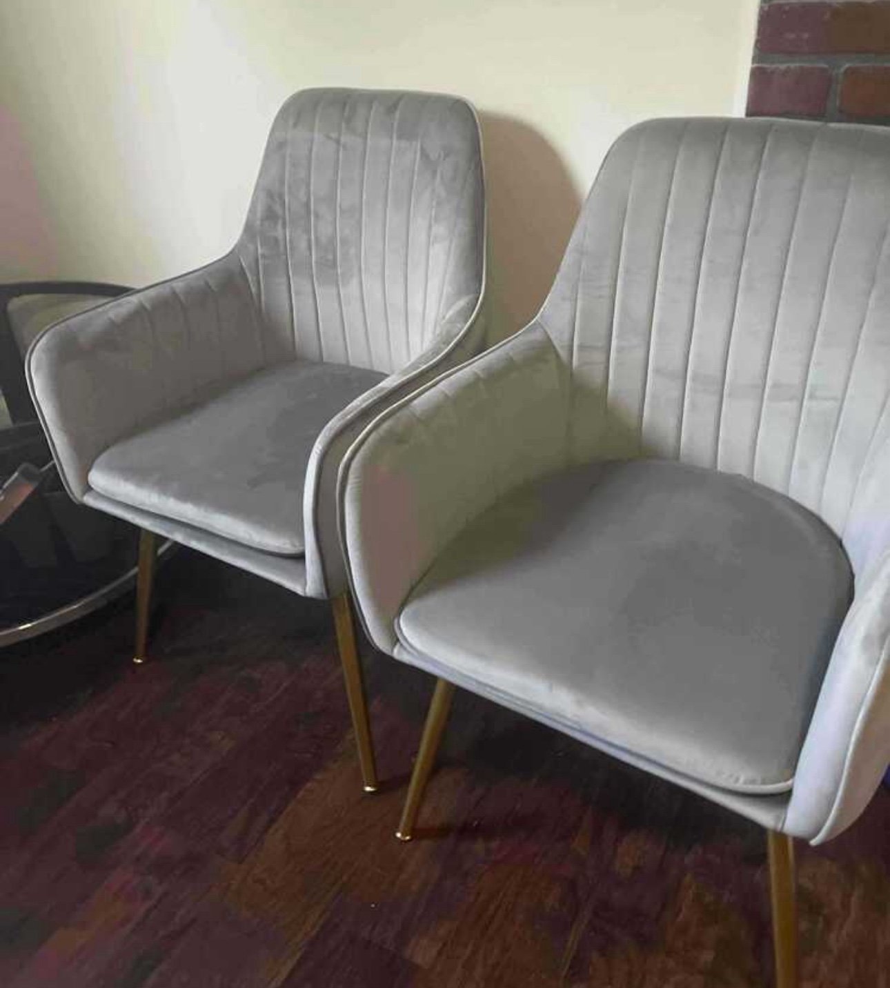 dining room chairs