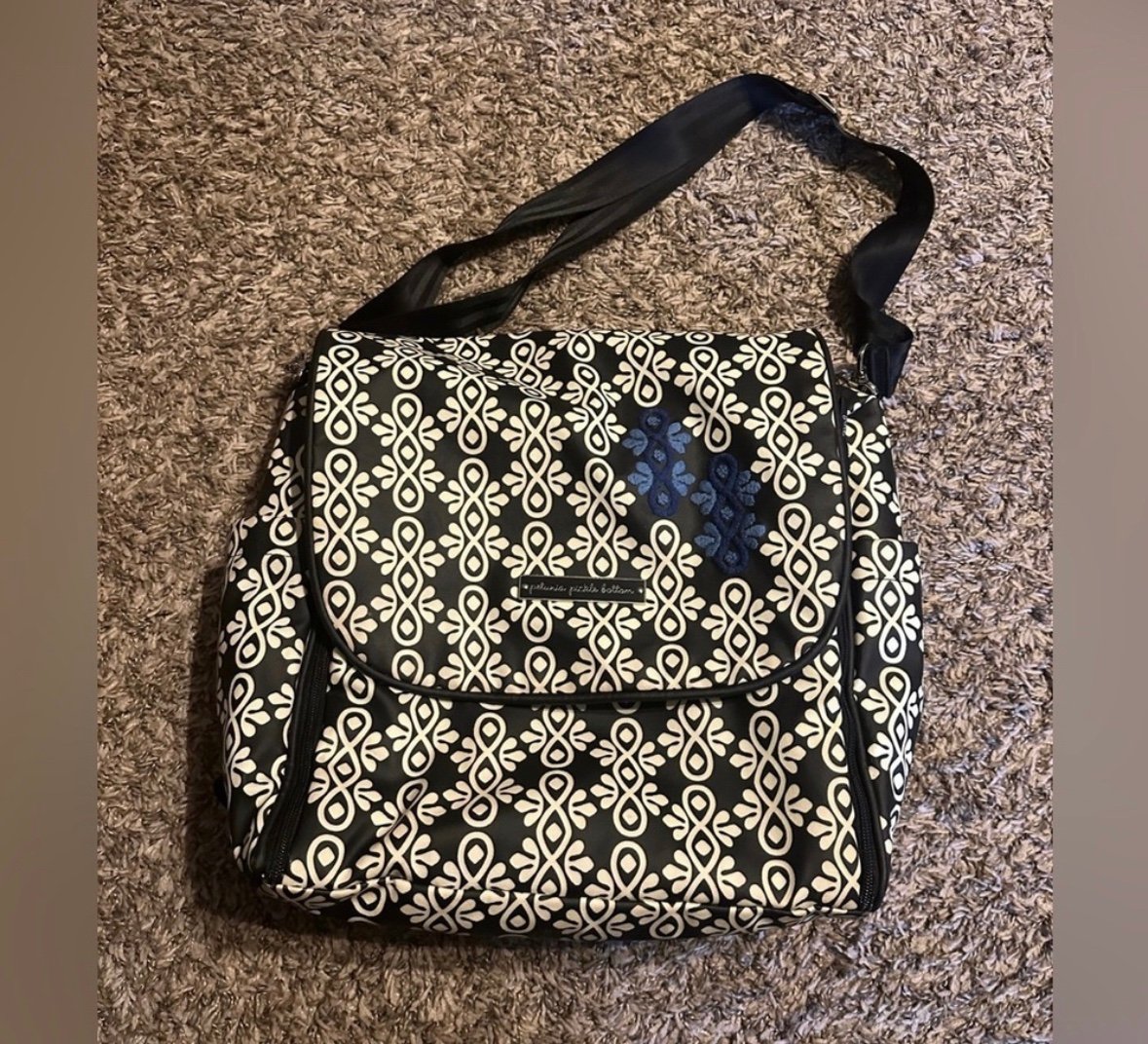 Petunia pickle bottom diaper bag