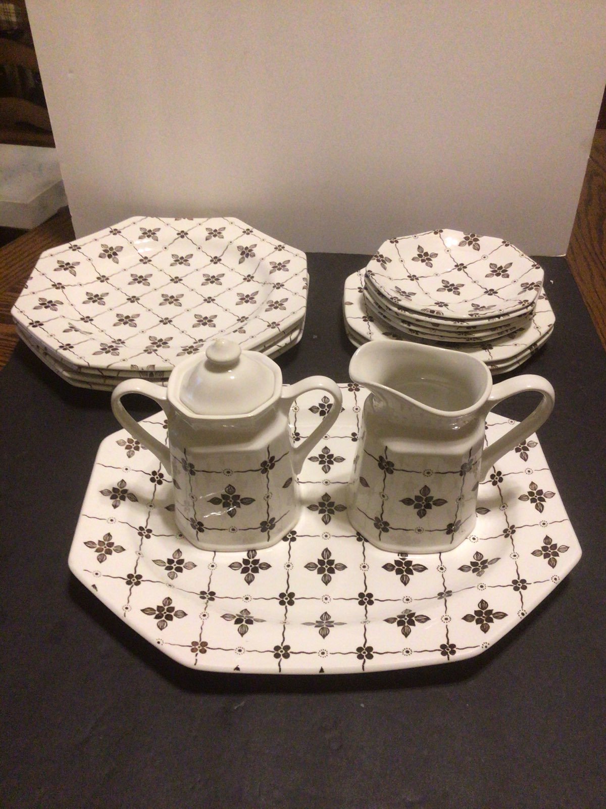 (15) Vintage Royal Staffordshire set