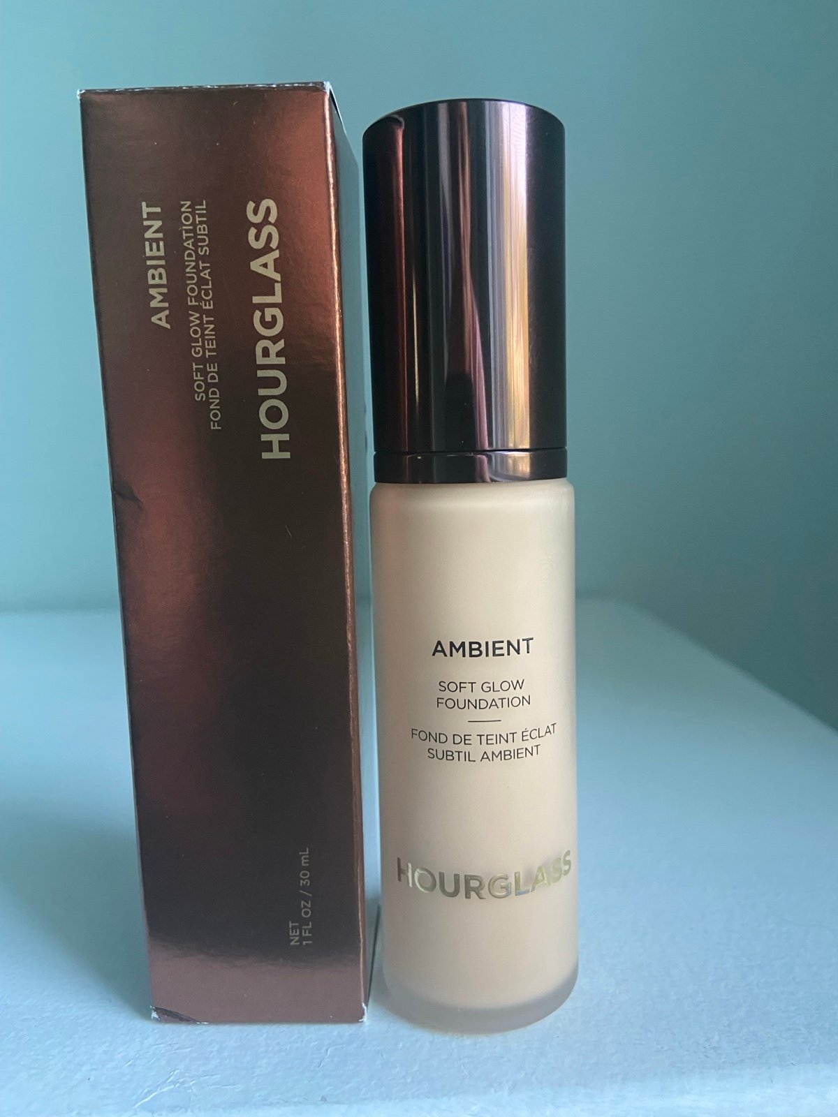 Hourglass foundation shade 5