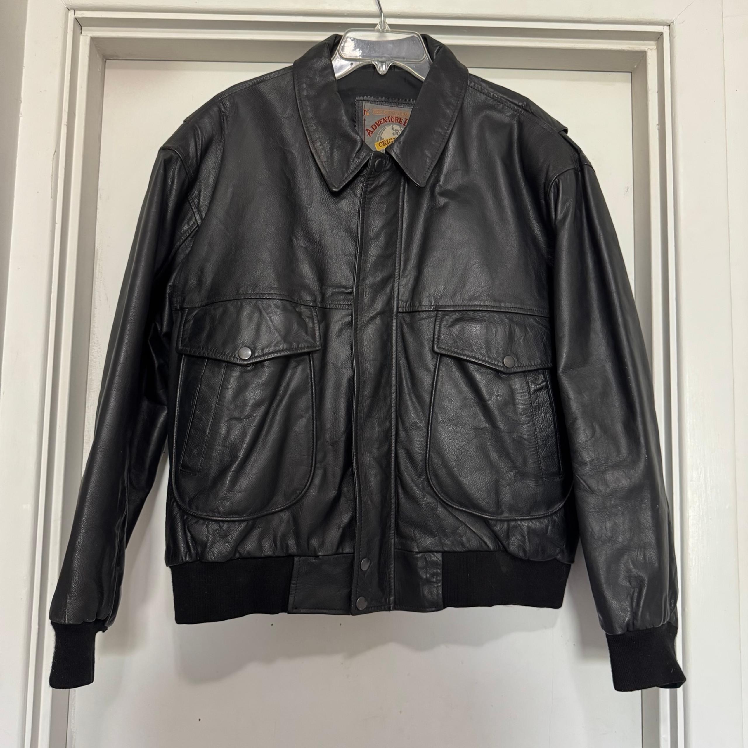 Vintage Wilson’s Adventure Bound Men’s Leather Bomber Jacket Size Large