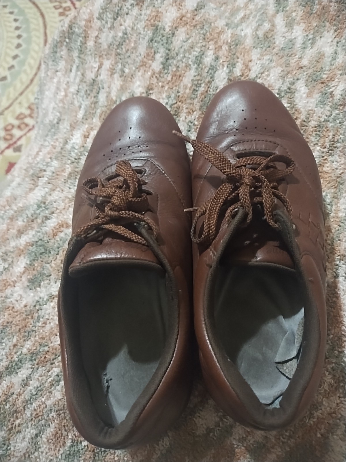 Women's brown sas shoes size 8