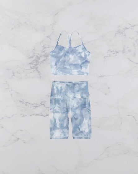 **NEW** AERIE OFFLINE HUGGER MATCHING TIE DYE SET, BIKE SHORT + BRA