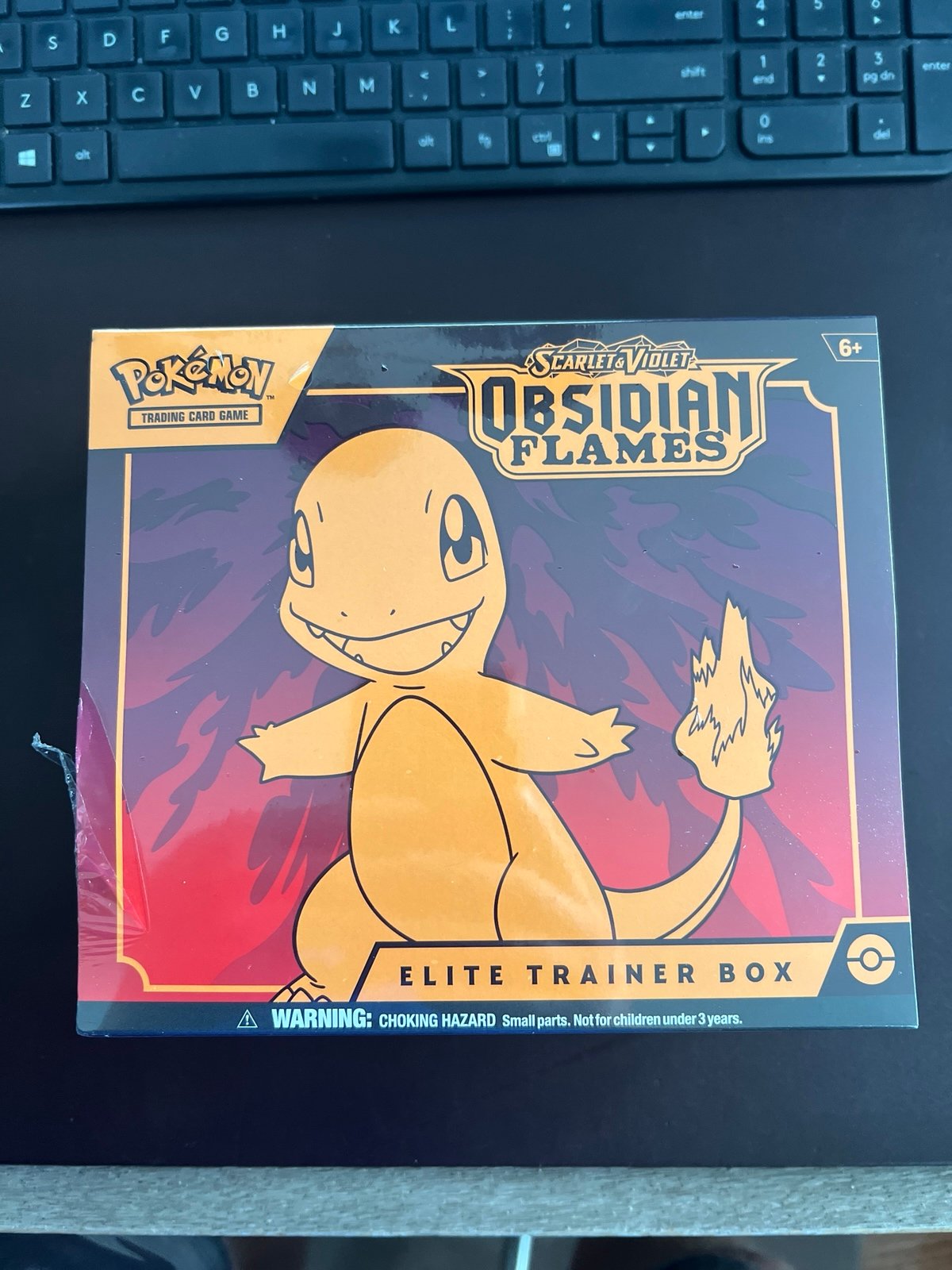 Pokémon Obsidian Flames ETB
