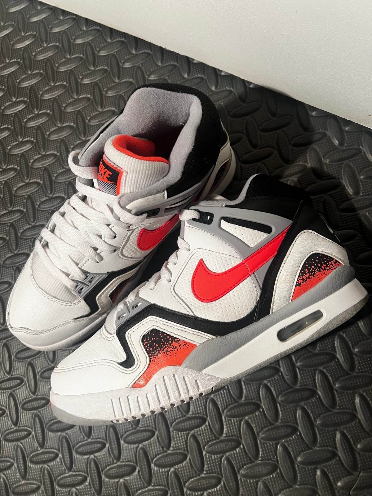CLEAN Nike Air Tech Challenge II size 6.5 Agassi Lava Pink 2019