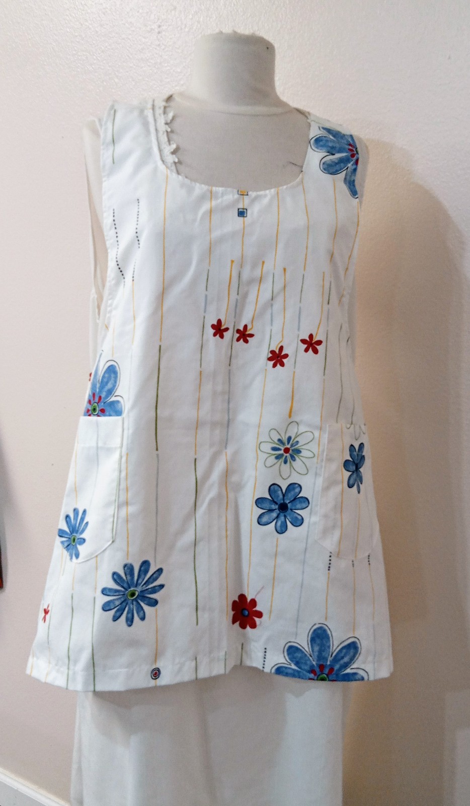 1950s Style Apron - sz Small - over your Head w Rear Tie - Handmade A1079