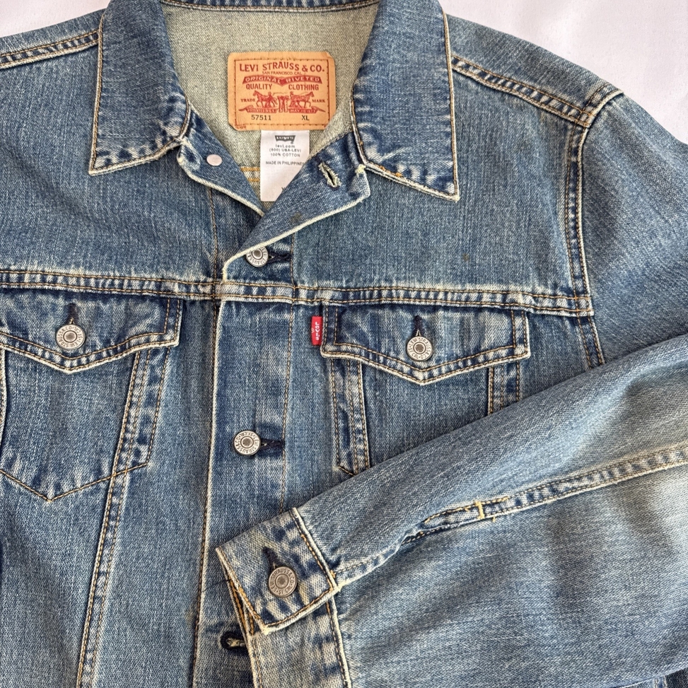 Levi's Men's Red Tag Denim Blue Jean Trucker Jacket XL 57511 Vintage Made USA