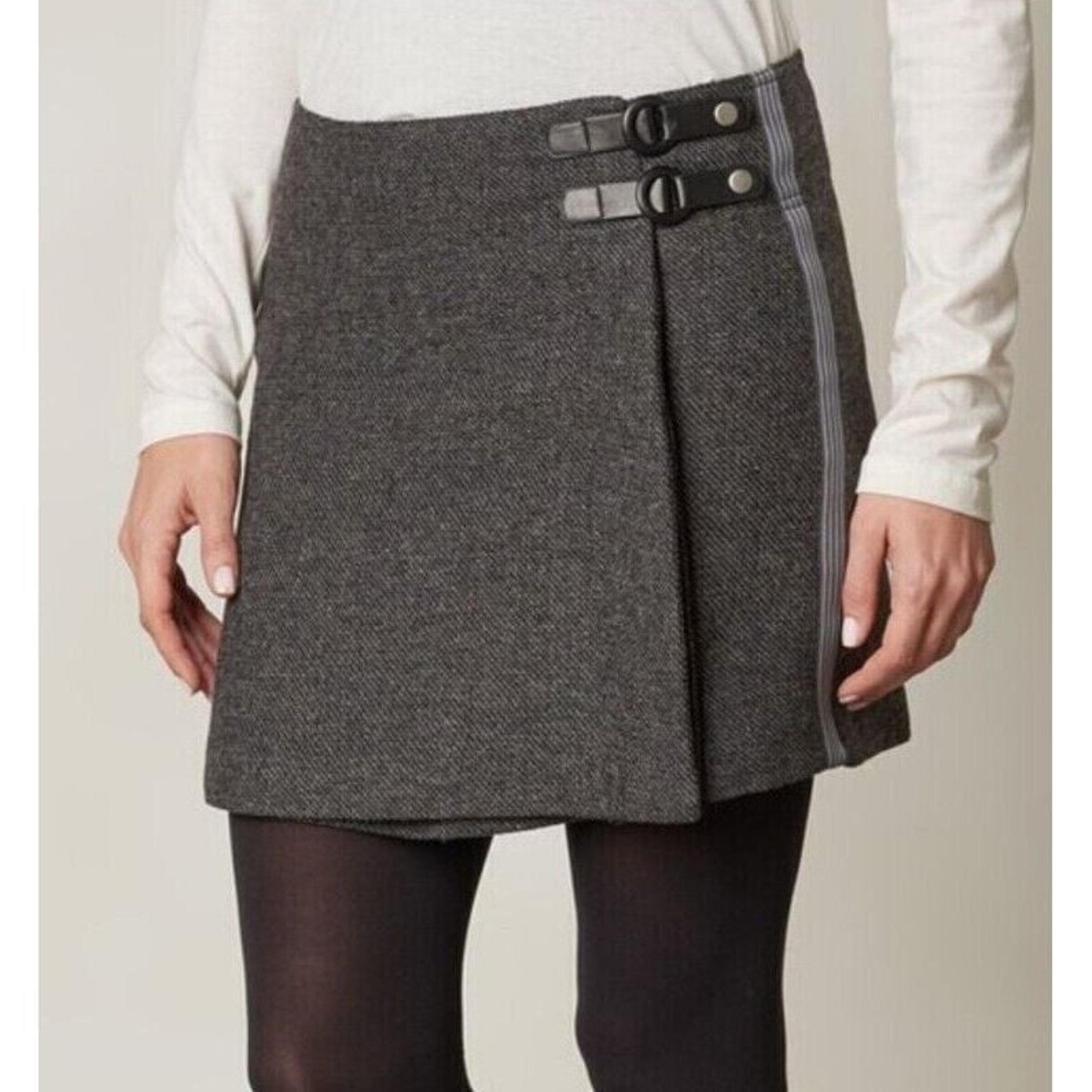 Prana Quincy Wool Blend Mini Wrap Skirt Size Medium Brown Tweed Lined Plaid